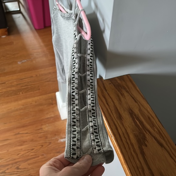 Jessica Simpson Top - Picture 3 of 4